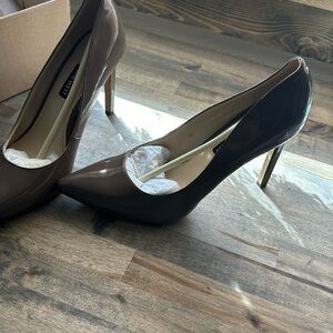 Size 8 brown/taupe Patton 4 inch heels